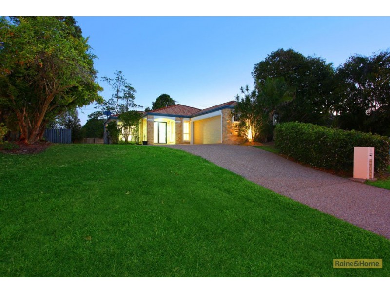 11 Barrs Avenue, Oxenford QLD 4210