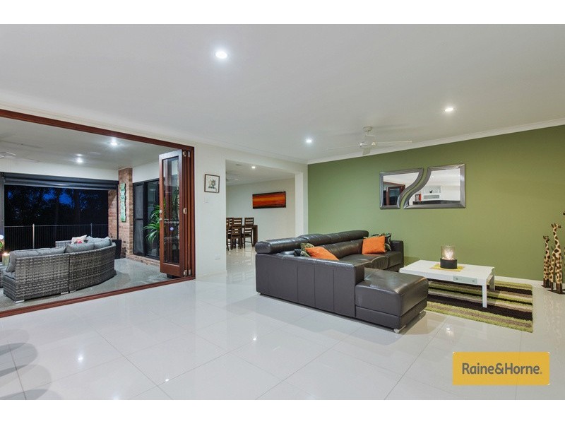 82 River Meadows Drive, Upper Coomera QLD 4209