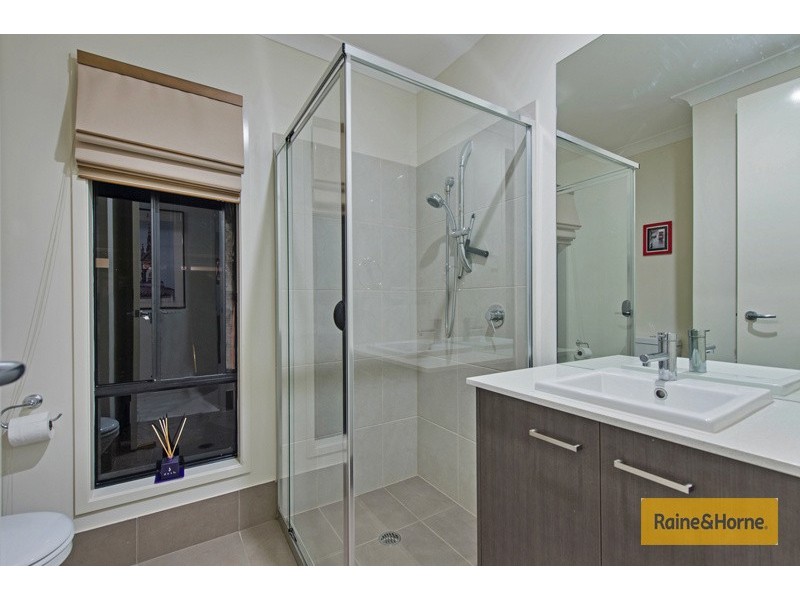 82 River Meadows Drive, Upper Coomera QLD 4209