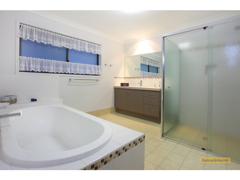 6 Bundoora Street, Upper Coomera QLD 4209