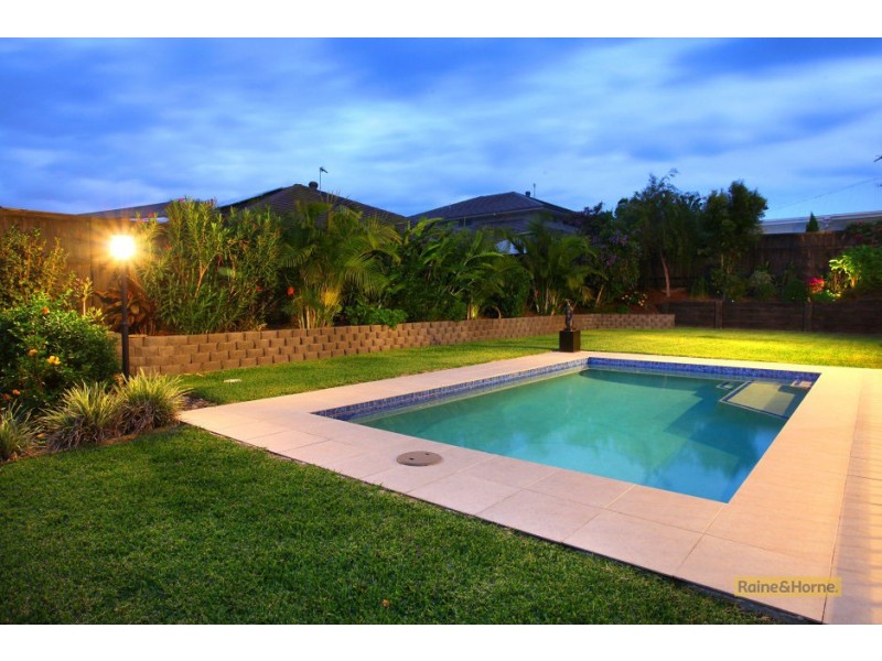 6 Bundoora Street, Upper Coomera QLD 4209