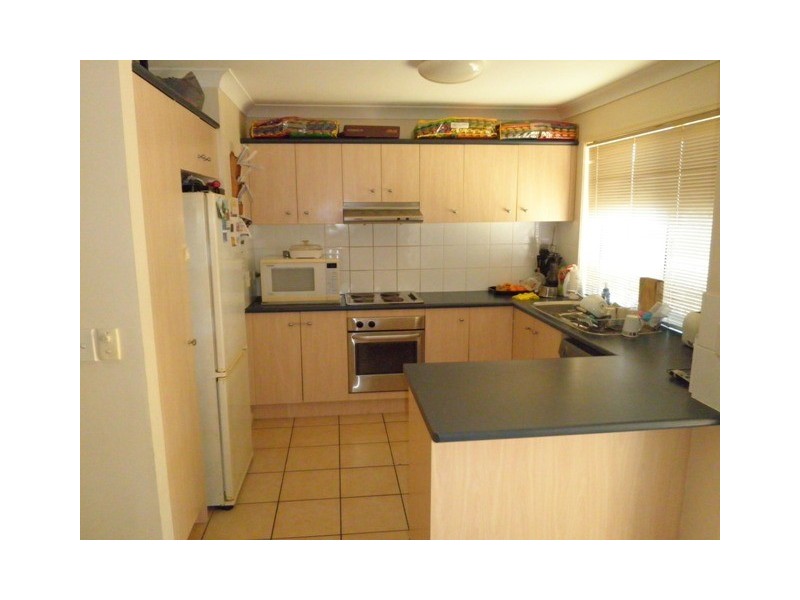 20/74 Universal Street, Pacific Pines QLD 4211