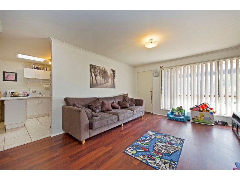 2/5 Theatre Street, Oxenford QLD 4210