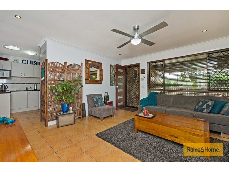 2/7 Columbia Court, Oxenford QLD 4210