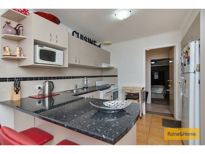 2/7 Columbia Court, Oxenford QLD 4210