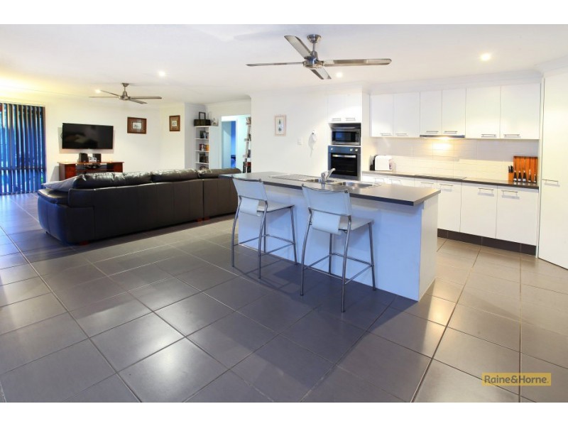 9 Lilly Pilly Court, Helensvale QLD 4212