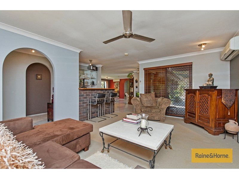 38 Michigan Drive, Oxenford QLD 4210