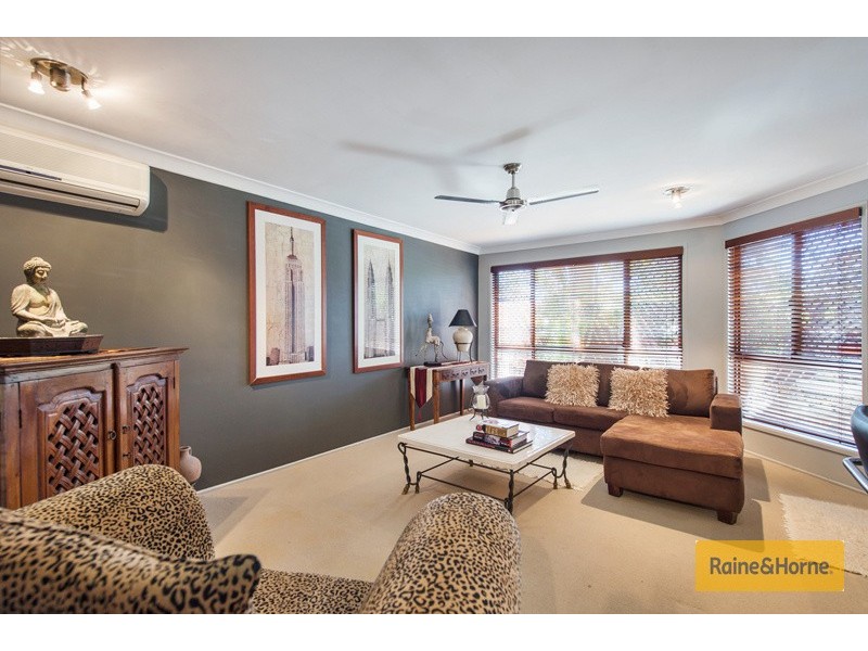 38 Michigan Drive, Oxenford QLD 4210