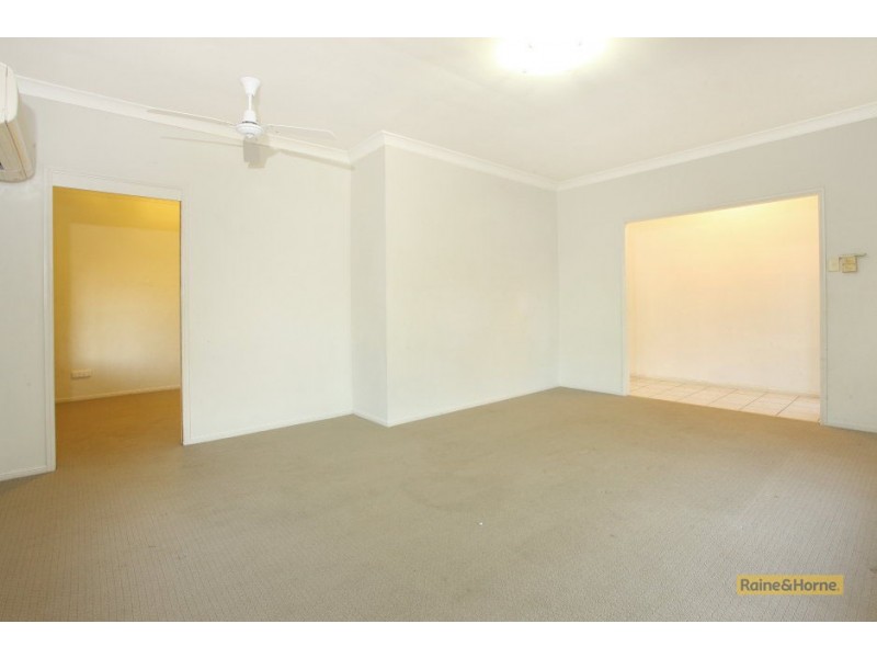 2 Greenwood Ct, Helensvale QLD 4212