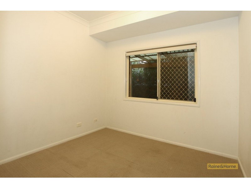 2 Greenwood Ct, Helensvale QLD 4212