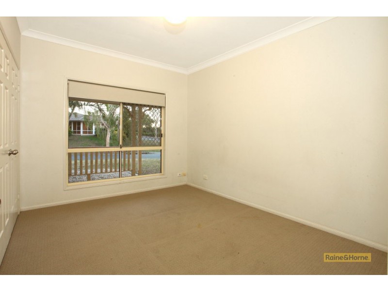 2 Greenwood Ct, Helensvale QLD 4212