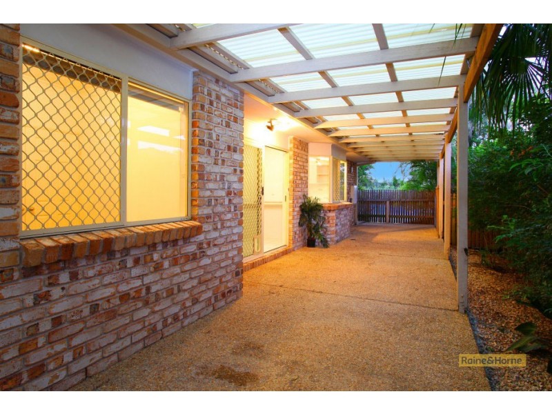 2 Greenwood Ct, Helensvale QLD 4212