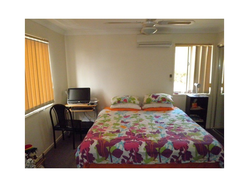 51/74 Universal Street, Pacific Pines QLD 4211