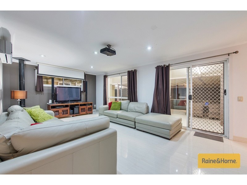 10 Fleur Court, Upper Coomera QLD 4209