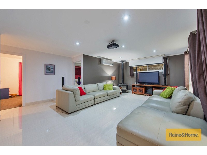 10 Fleur Court, Upper Coomera QLD 4209