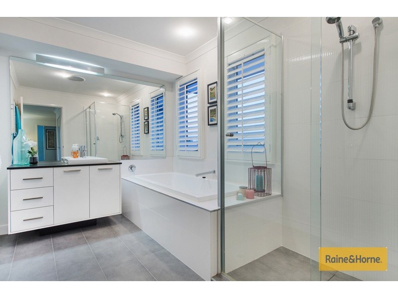 10 Watercress Street, Upper Coomera QLD 4209