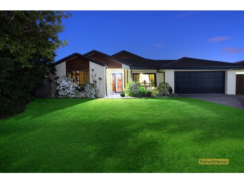 17 Oceanis Drive, Oxenford QLD 4210