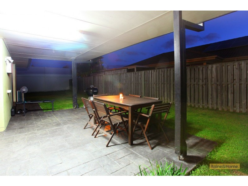 17 Oceanis Drive, Oxenford QLD 4210