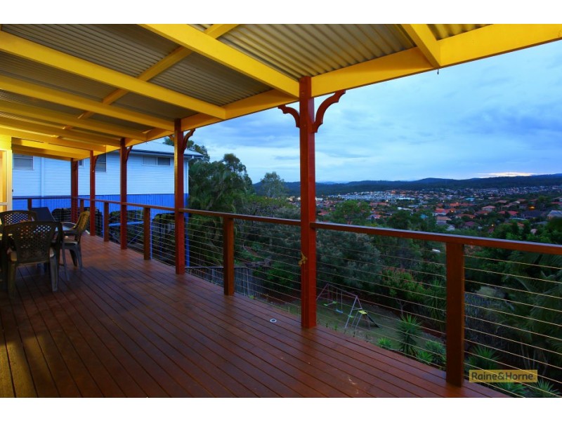 5 Bonin Close, Pacific Pines QLD 4211