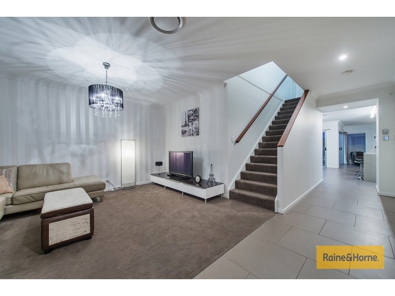 2 Millpond Ct, Upper Coomera QLD 4209