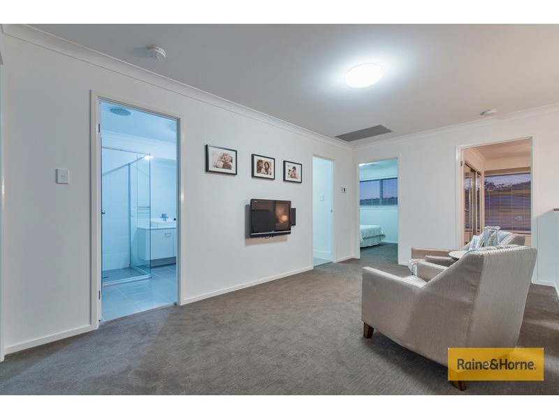 2 Millpond Ct, Upper Coomera QLD 4209