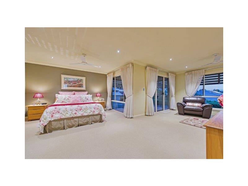 9 Zeus Circuit, Coomera Waters QLD 4209