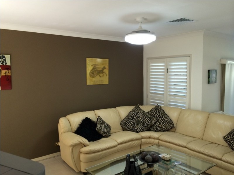 8113 Magnolia Drive, Hope Island QLD 4212