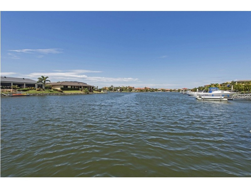 3 Eastpark Waters, Helensvale QLD 4212