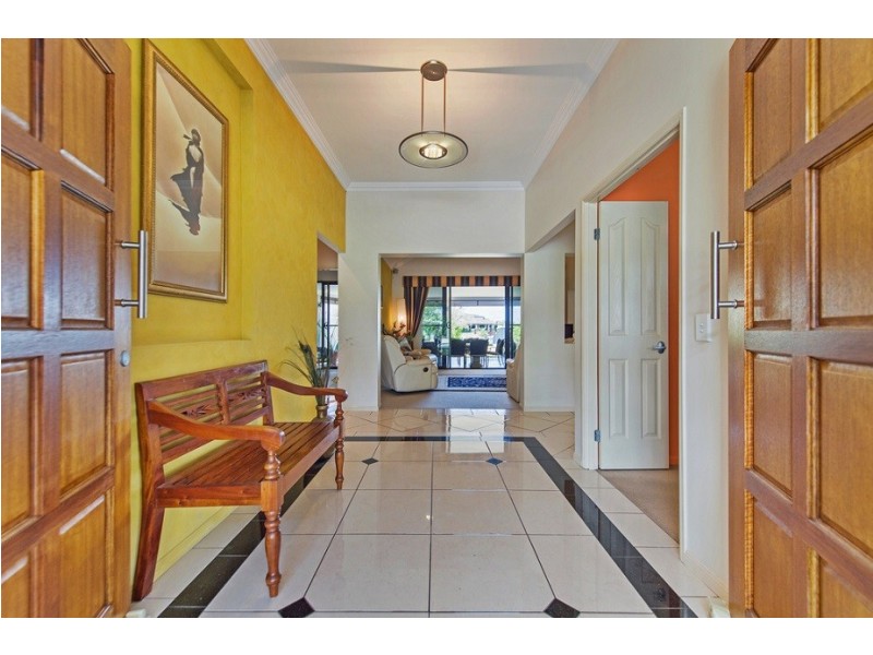3 Eastpark Waters, Helensvale QLD 4212