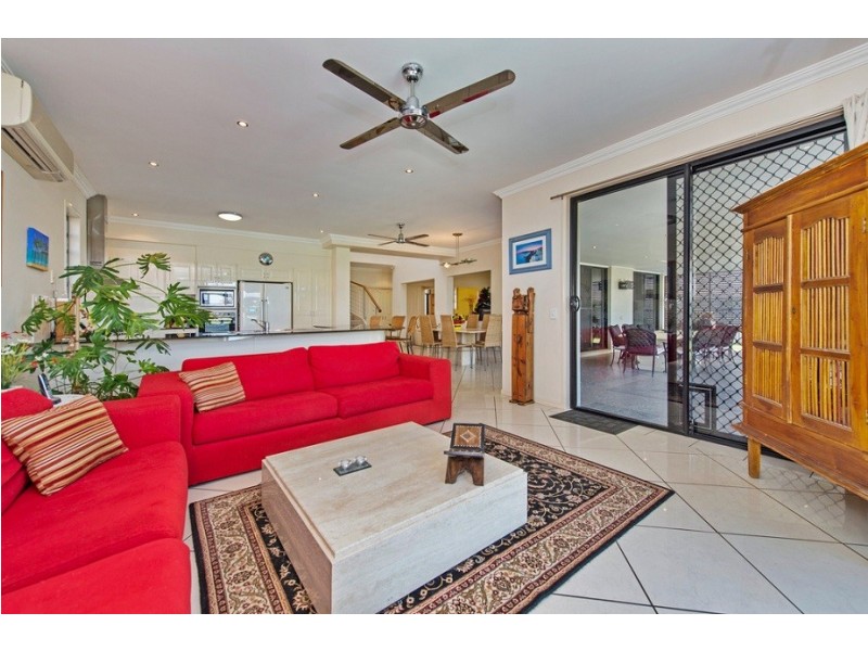 3 Eastpark Waters, Helensvale QLD 4212