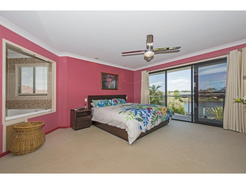 3 Eastpark Waters, Helensvale QLD 4212