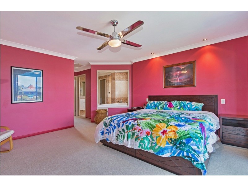 3 Eastpark Waters, Helensvale QLD 4212