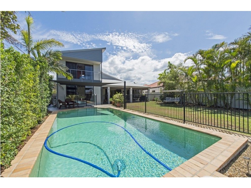 3 Eastpark Waters, Helensvale QLD 4212