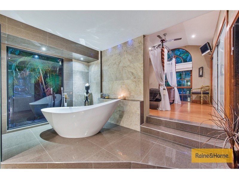 7 Arjuna Way, Gaven QLD 4211