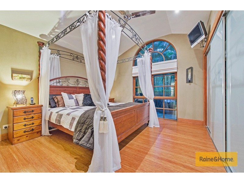 7 Arjuna Way, Gaven QLD 4211