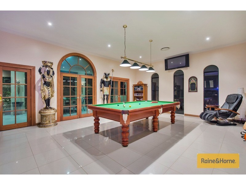 7 Arjuna Way, Gaven QLD 4211