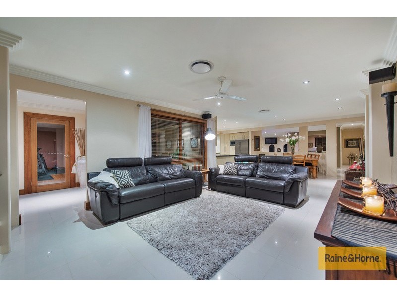 7 Arjuna Way, Gaven QLD 4211