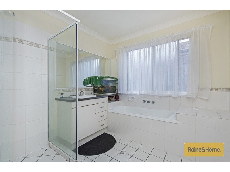 8 Turnbull Drive, Upper Coomera QLD 4209