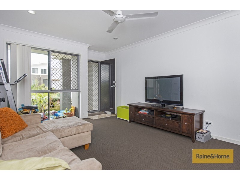 2/3 Venetian Way, Coomera QLD 4209