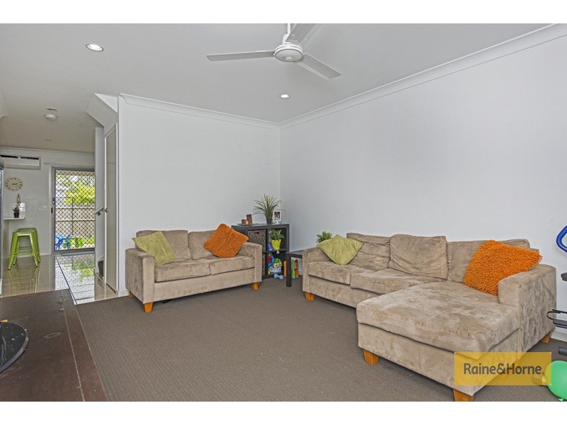 2/3 Venetian Way, Coomera QLD 4209