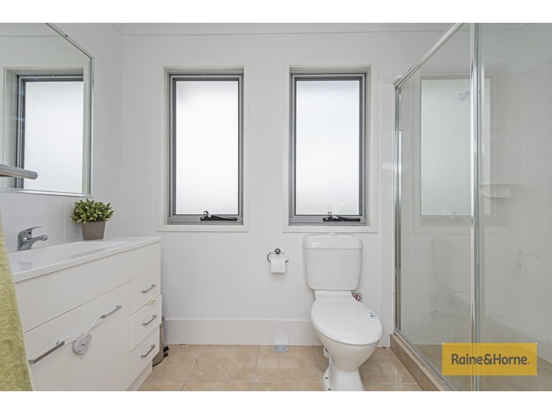 2/3 Venetian Way, Coomera QLD 4209