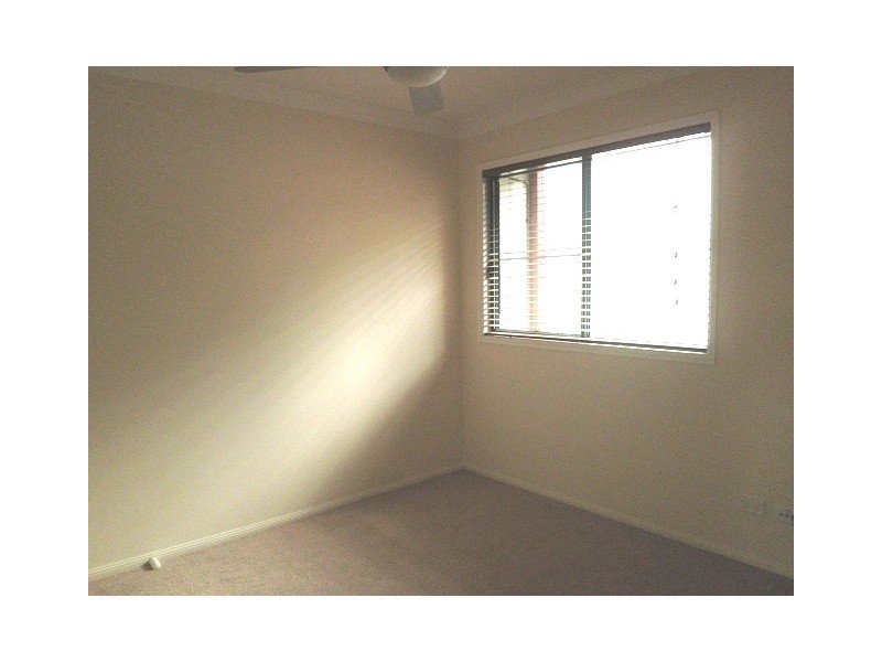 2008/6 Crestridge Crescent, Oxenford QLD 4210