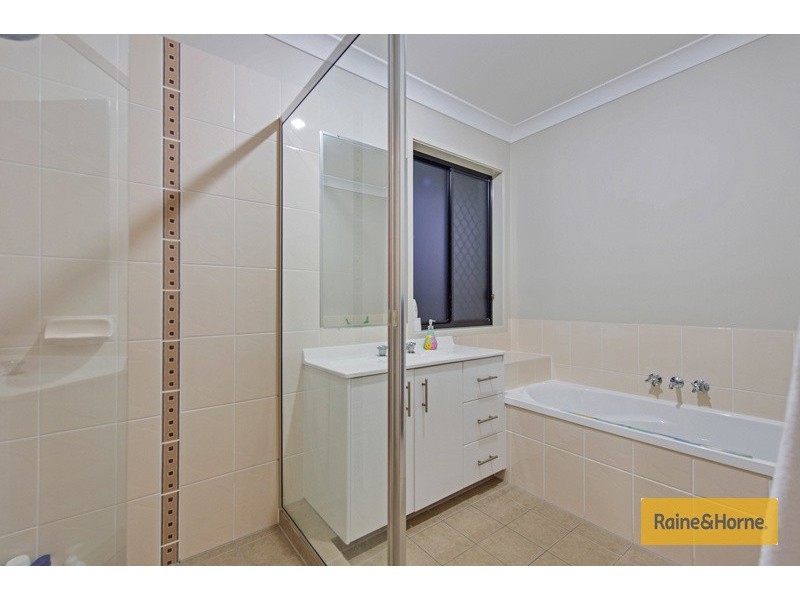 23 Treeline Circuit, Upper Coomera QLD 4209