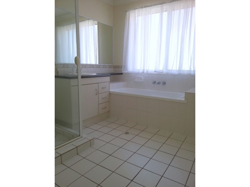 8 Turnbull Drive, Upper Coomera QLD 4209