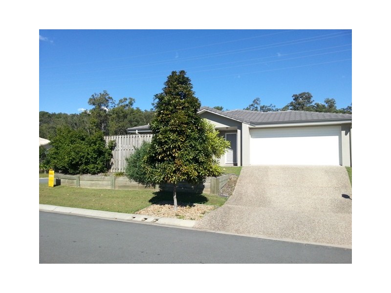 1/18 Bellinger Key, Pacific Pines QLD 4211