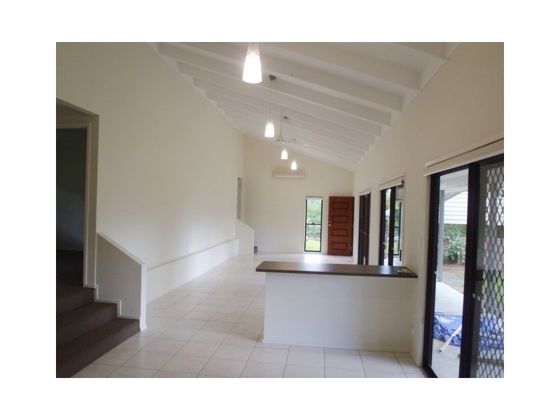 2/96 Yangoora Crescent, Ashmore QLD 4214