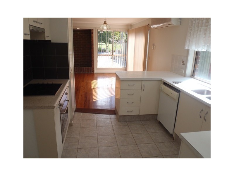 31 Studio Drive, Oxenford QLD 4210