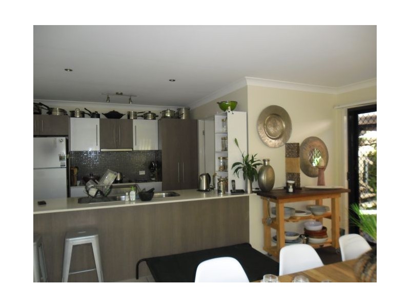 15 Bounty Way, Pacific Pines QLD 4211