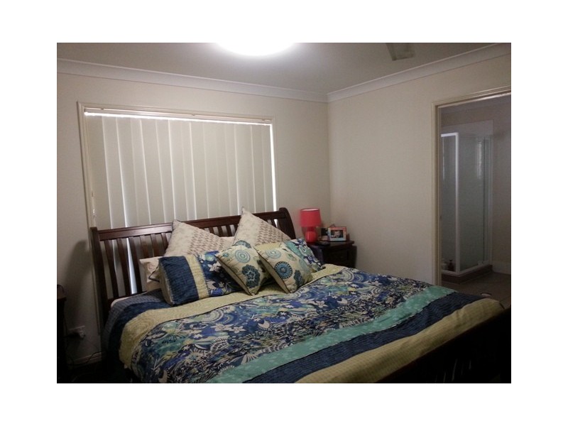 15 Codrington Circuit, Pacific Pines QLD 4211