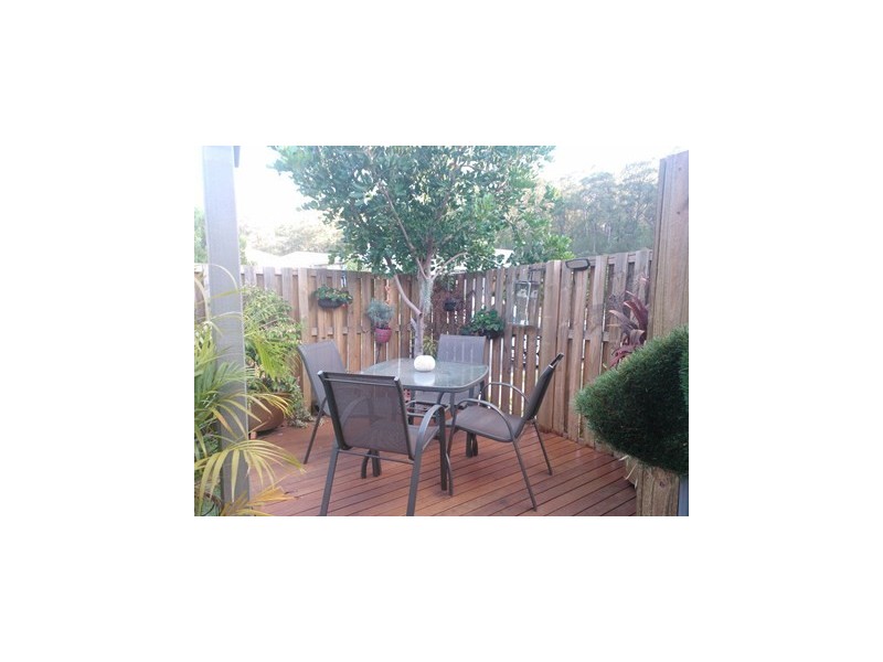 4 Eurella Street, Pacific Pines QLD 4211